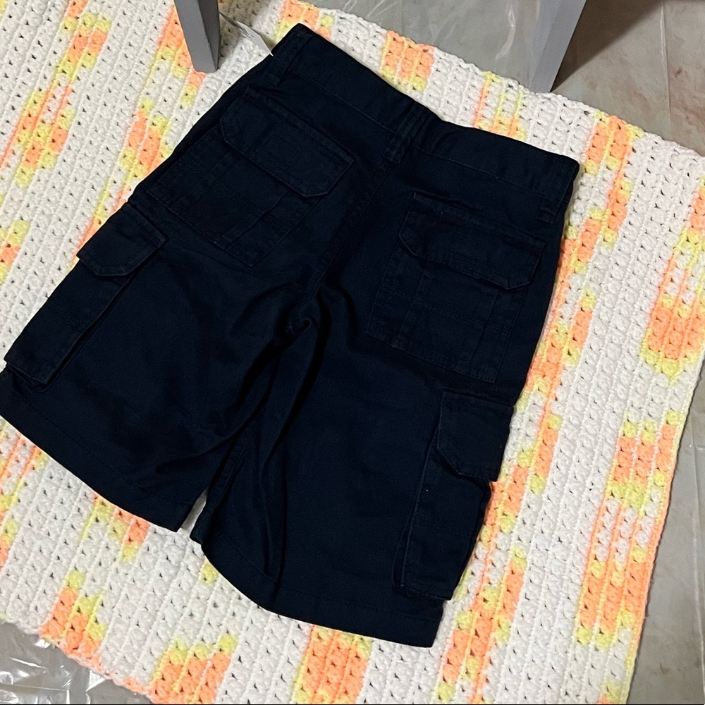 Old Navy shorts - Picture 5 of 8